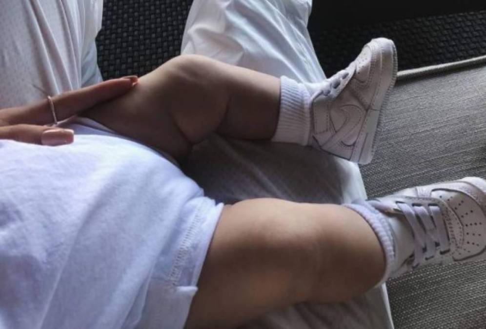 Las fotos que Kylie Jenner tuvo que borrar de su hija Stormi Webster