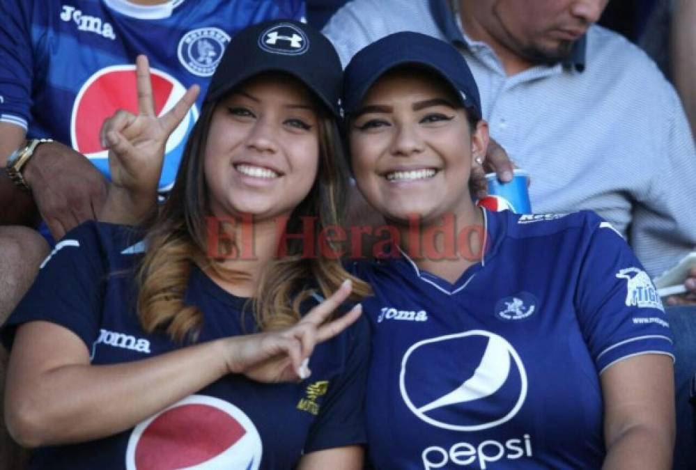 Rostros angelicales y cuerpos esculturales en el duelo Motagua vs Marathón