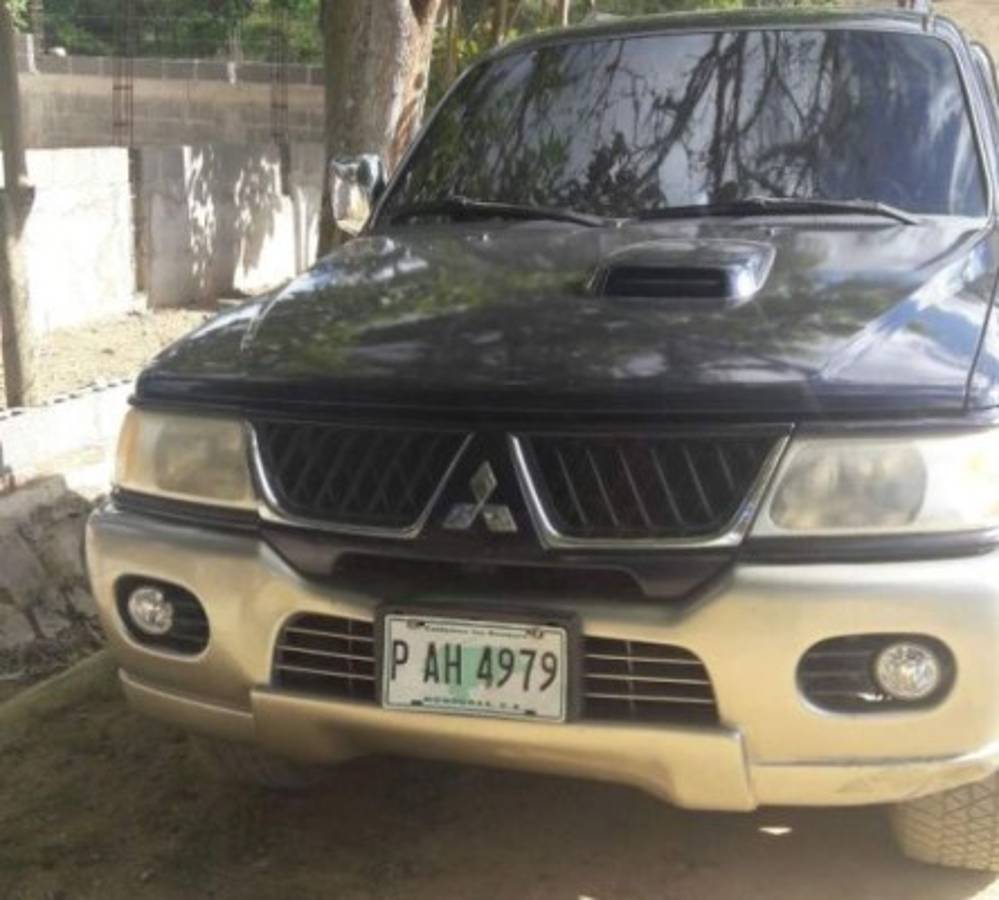 Decomisan al menos ocho vehículos tras allanamiento en vivienda de supuesto asesino   