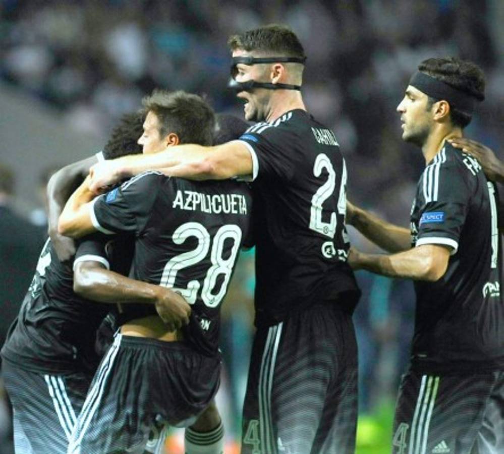 Con el Pistolero Luis Suárez también hay felicidad en el Barça