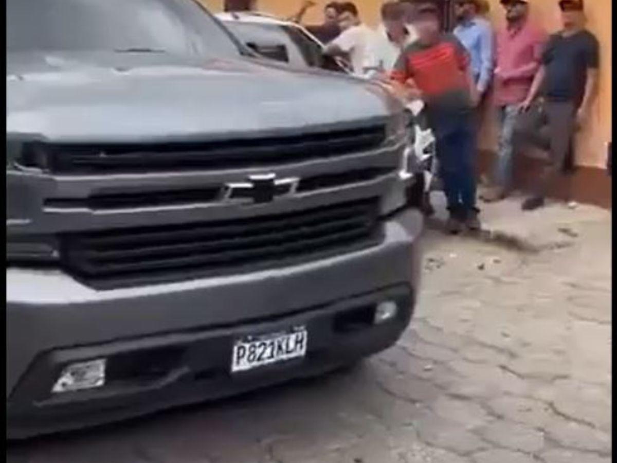 $!Captura de pantalla a la placa de un carro.